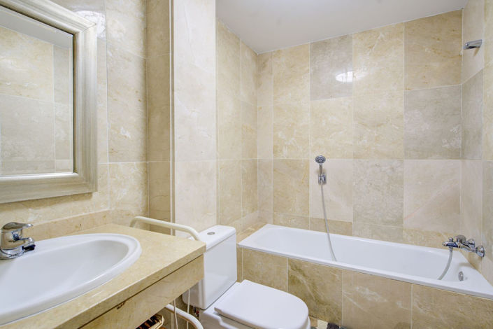 Image No.18-2 Bed Apartment for sale