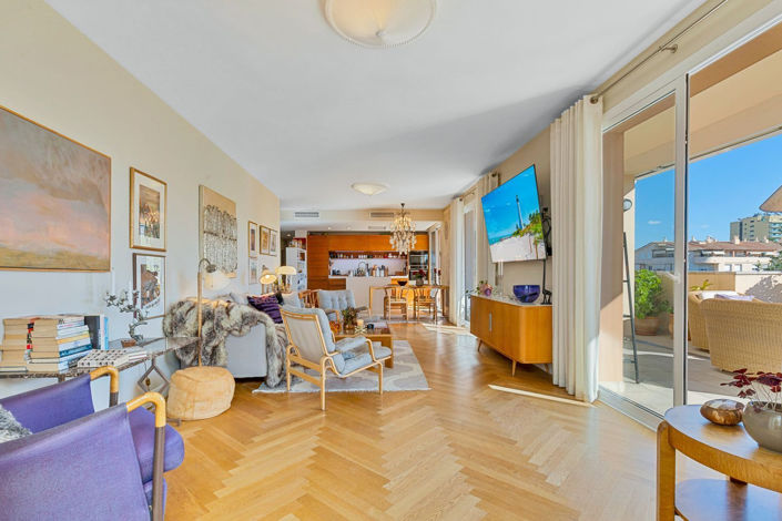 Image No.11-4 Bed Apartment for sale