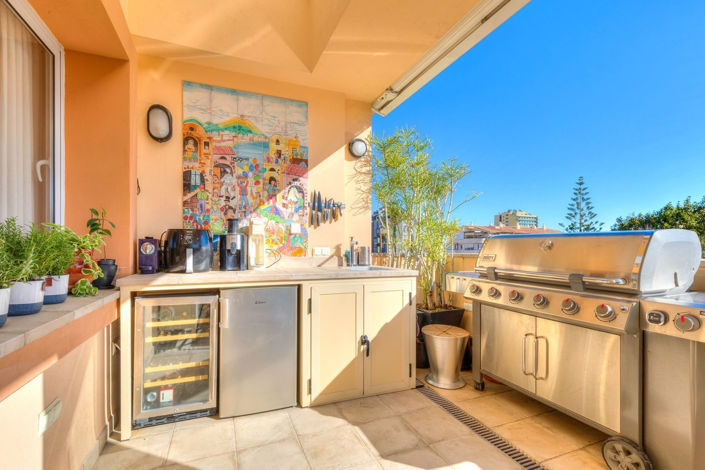 Image No.17-4 Bed Apartment for sale