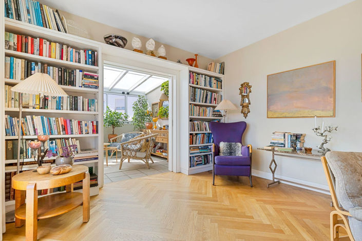 Image No.18-4 Bed Apartment for sale