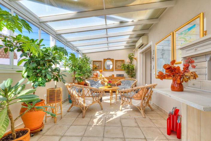 Image No.20-4 Bed Apartment for sale