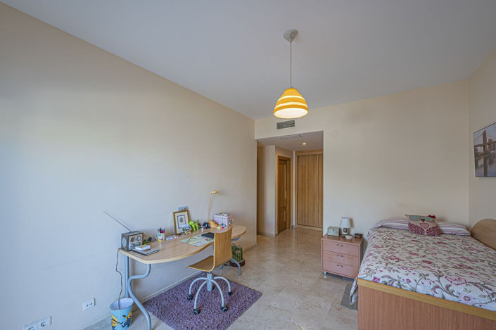 Image No.22-4 Bed Apartment for sale