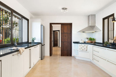 13-5fd73dea700db77384c091ca9818b1a9