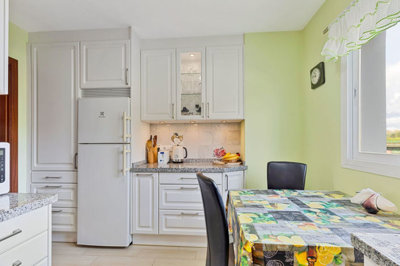 12-53013098fcab6c38b1379cd33298e050