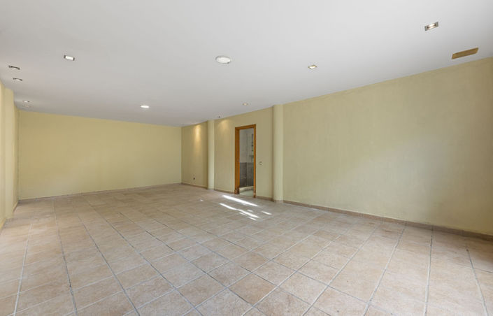 Image No.19-Appartement de 2 chambres à vendre à Estepona