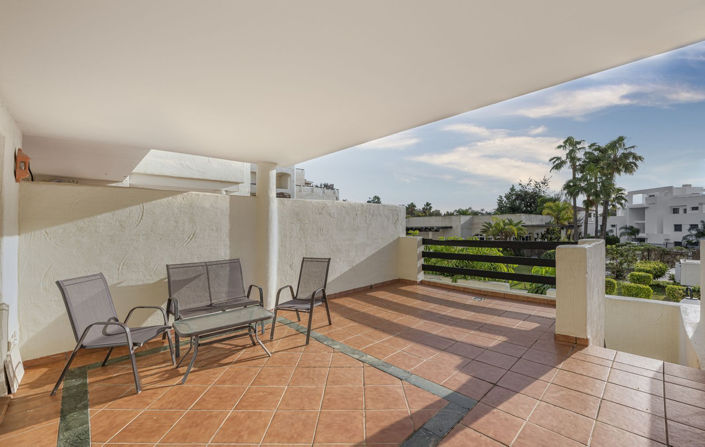 Image No.2-Appartement de 2 chambres à vendre à Estepona