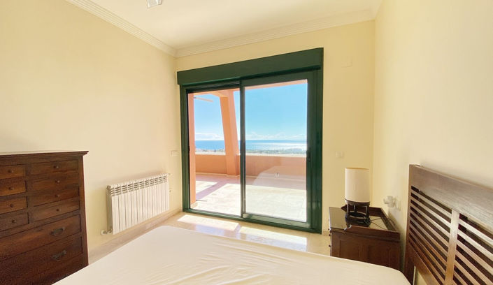 Image No.18-2 Bed Apartment for sale