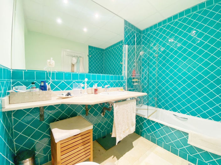 Image No.22-2 Bed Apartment for sale