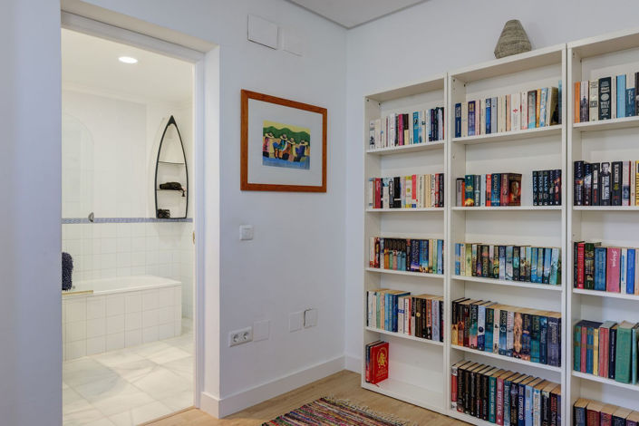 Image No.23-6 Bed Villa for sale