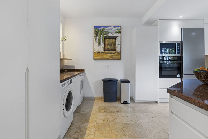 Image No.18-3 Bed Townhouse for sale