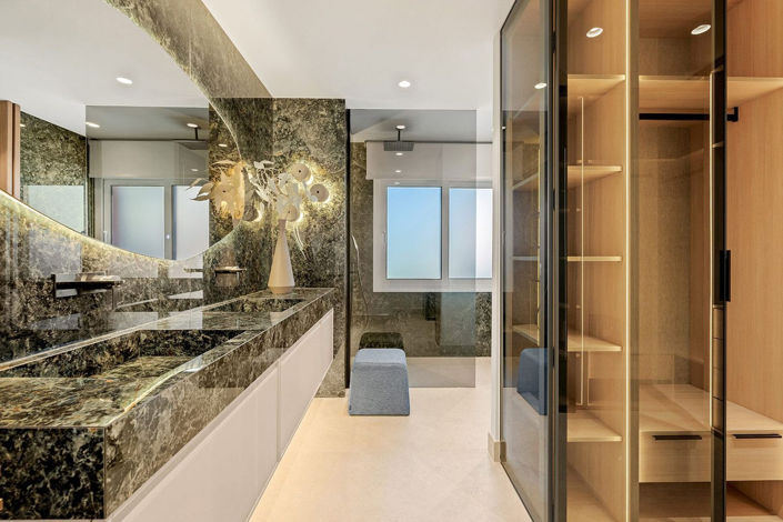 Image No.18-3 Bed Apartment for sale