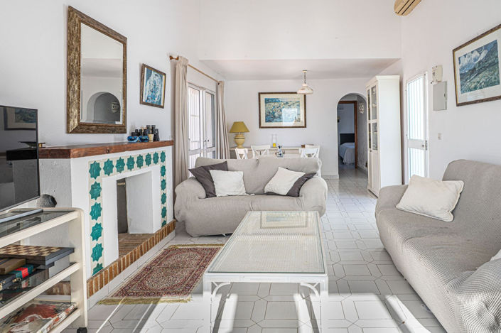 Image No.6-3 Bed Villa for sale