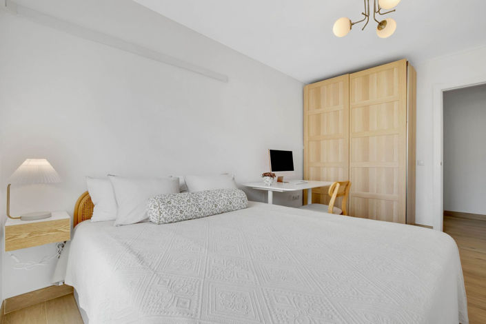 Image No.13-3 Bed Apartment for sale