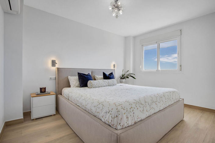 Image No.14-3 Bed Apartment for sale