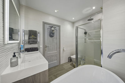 4-c23c0f86247804fa50226aecd8b0b2c8