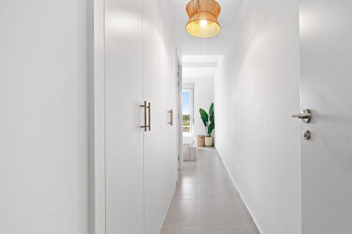 Image No.11-3 Bed Apartment for sale