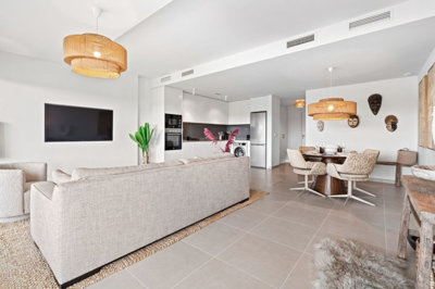 8-e64a9055bba3e77ac8aca3b893cdf826