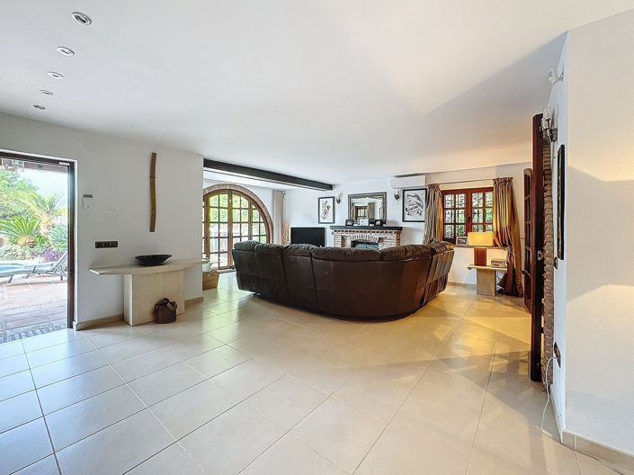 Image No.8-Villa de 3 chambres à vendre à Mijas