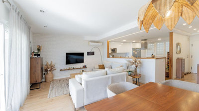 11-20939a0134ad724a8cb2a801094d15a4