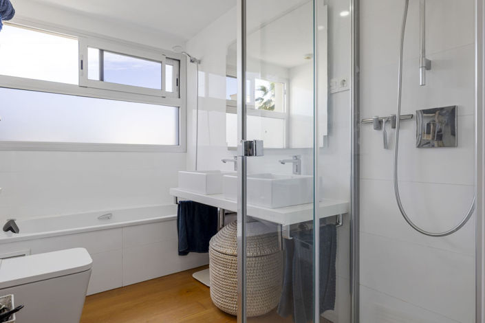 Image No.23-3 Bed Apartment for sale