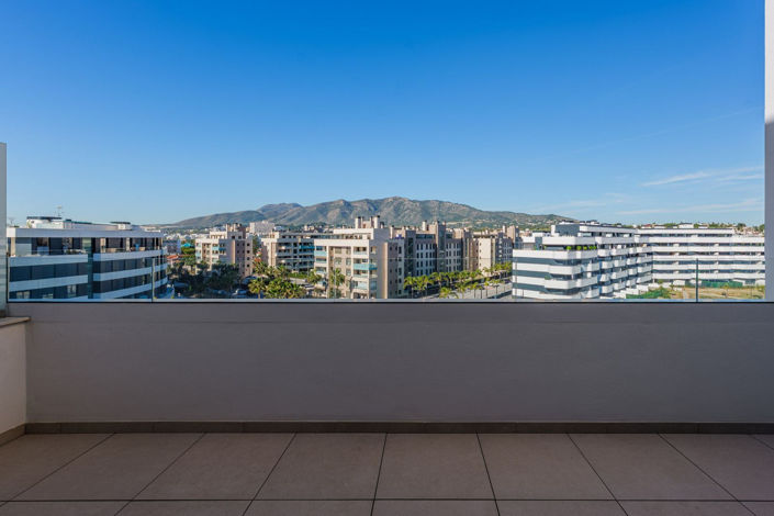 Image No.18-3 Bed Apartment for sale