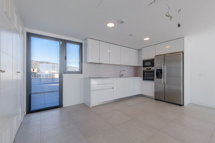 Image No.9-3 Bed Apartment for sale