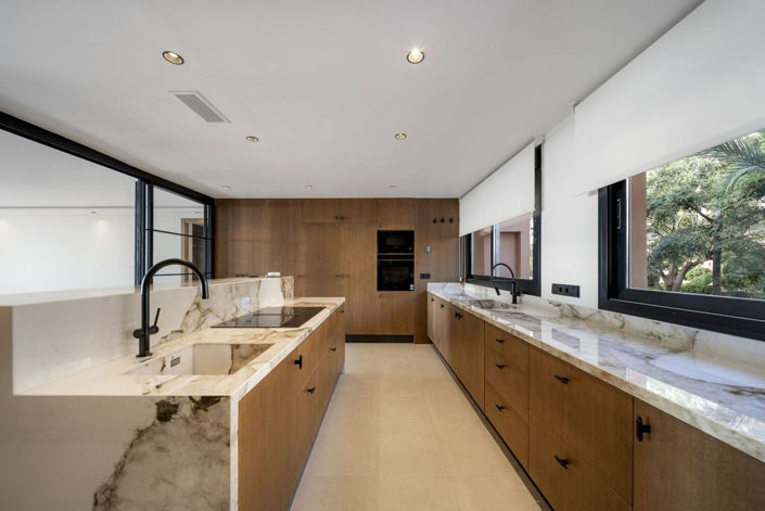 Image No.19-3 Bed Apartment for sale