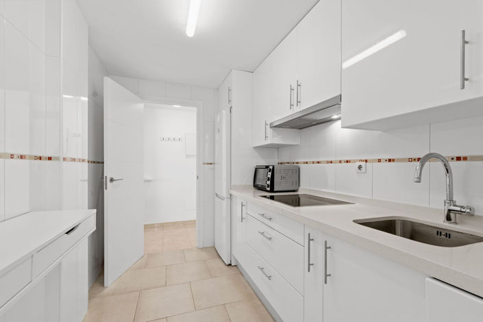 Image No.14-2 Bed Apartment for sale