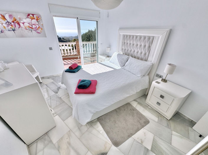 Image No.21-5 Bed Villa for sale