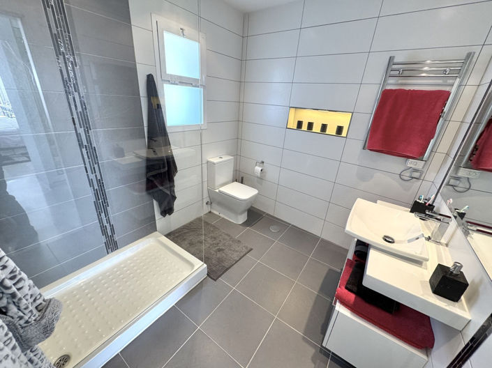 Image No.24-5 Bed Villa for sale