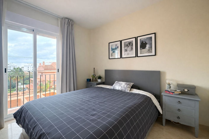 Image No.12-4 Bed Apartment for sale