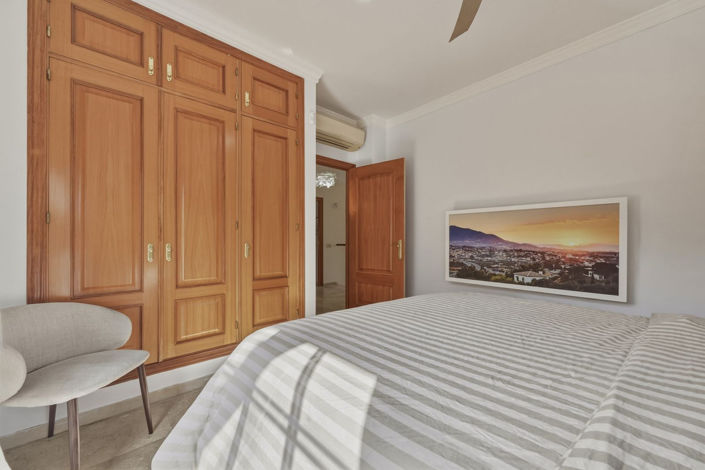 Image No.17-5 Bed Villa for sale