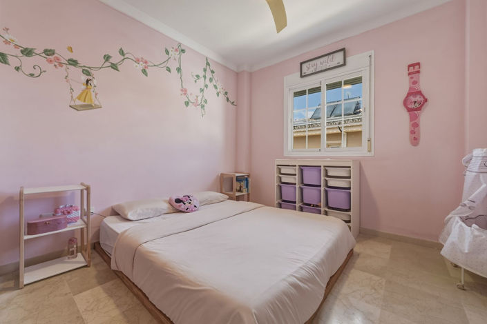 Image No.25-5 Bed Villa for sale