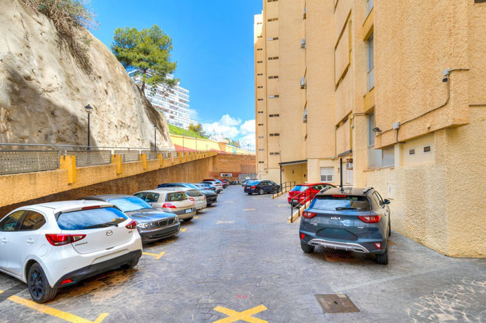 Image No.21-2 Bed Apartment for sale