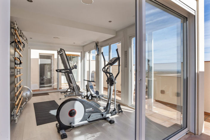 Image No.14-4 Bed Apartment for sale