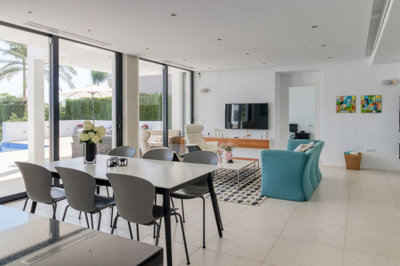 7-aa4cc561180b369757c0bb4af9886cd3