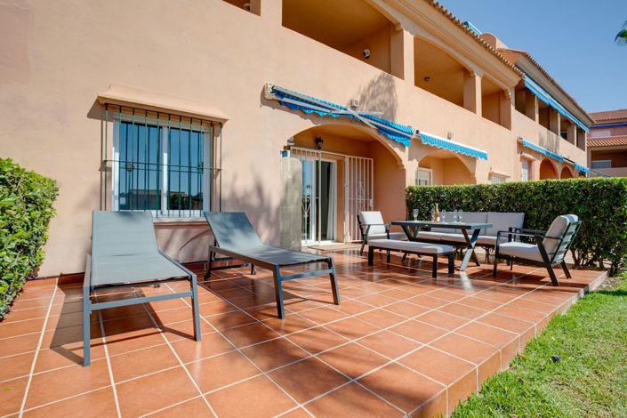 Image No.3-Appartement de 2 chambres à vendre à Estepona