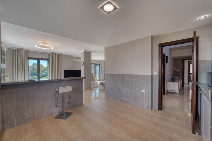 Image No.14-5 Bed Villa for sale