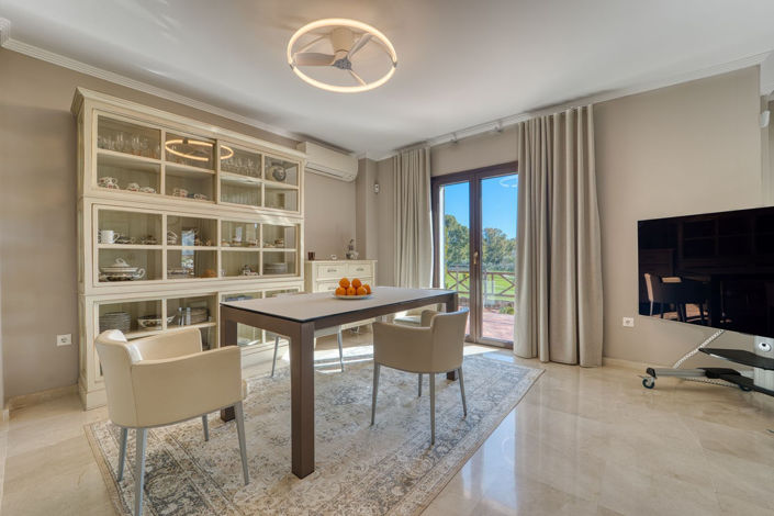 Image No.17-5 Bed Villa for sale