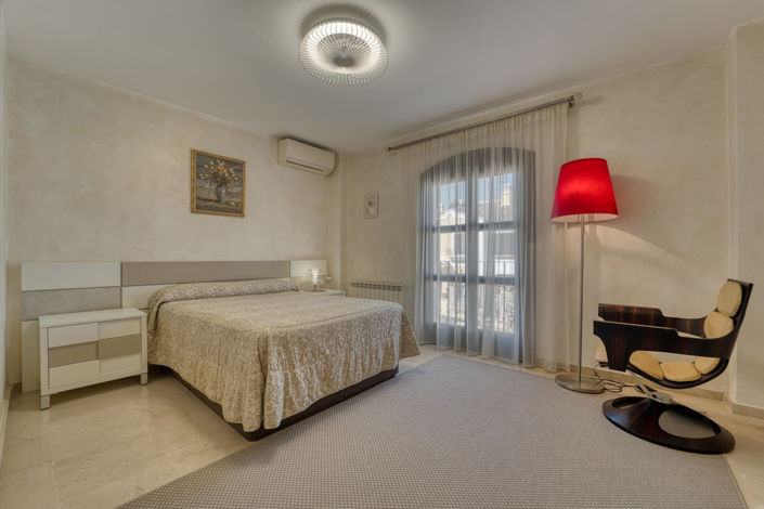 Image No.19-5 Bed Villa for sale