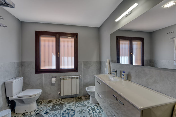 Image No.22-5 Bed Villa for sale