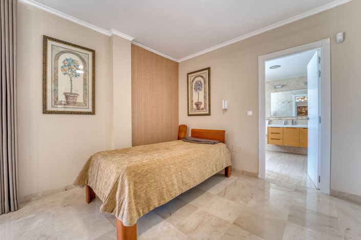 Image No.30-5 Bed Villa for sale