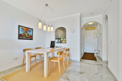 12-53013098fcab6c38b1379cd33298e050