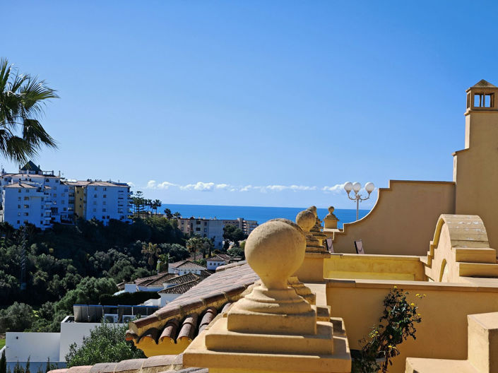 Image No.21-4 Bed Townhouse for sale