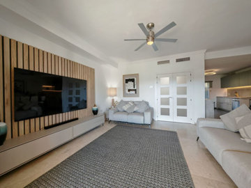 8-e64a9055bba3e77ac8aca3b893cdf826