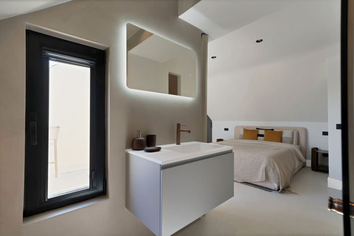 Image No.22-4 Bed Townhouse for sale