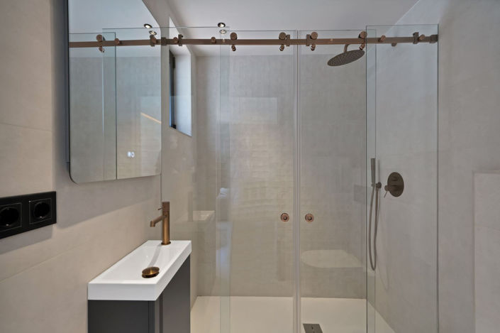 Image No.26-4 Bed Townhouse for sale