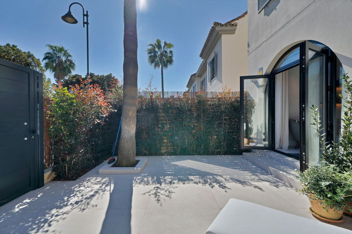 Image No.3-4 Bed Townhouse for sale