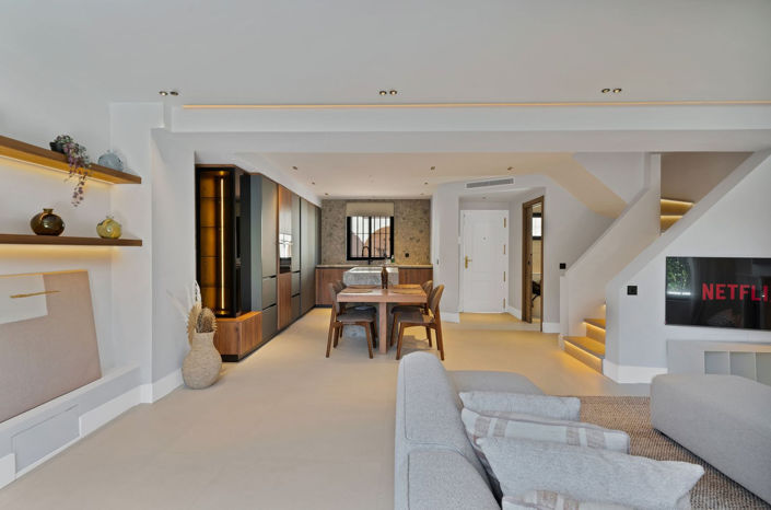 Image No.7-4 Bed Townhouse for sale