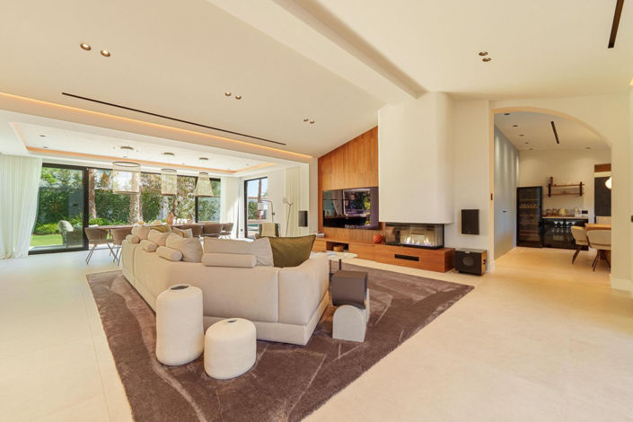 Image No.12-5 Bed Villa for sale